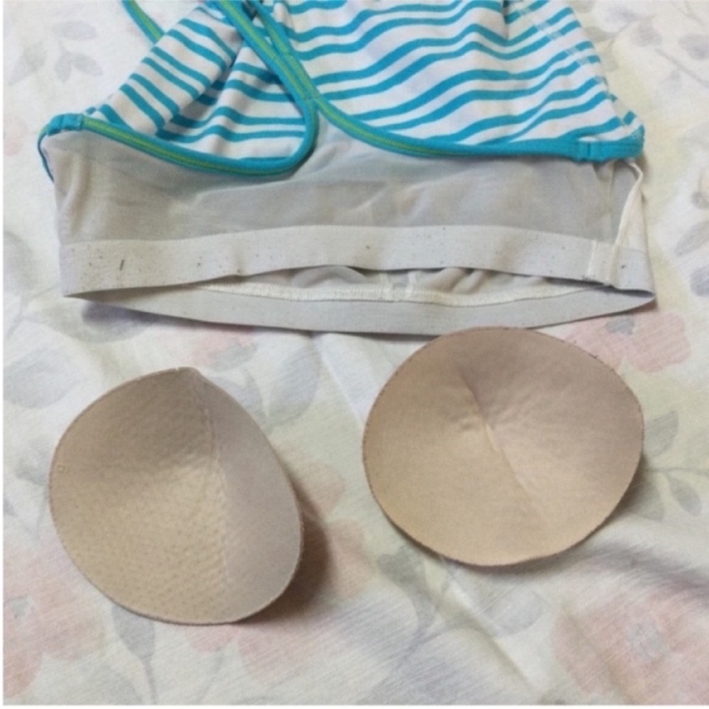 Lululemon Athletica Tank 6 - Picture 4 of 6